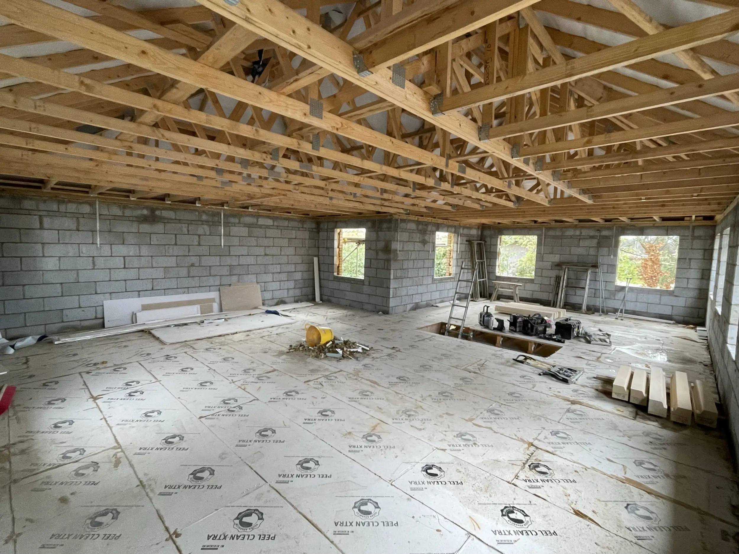 New build roof structure and blockwork by Ablewood